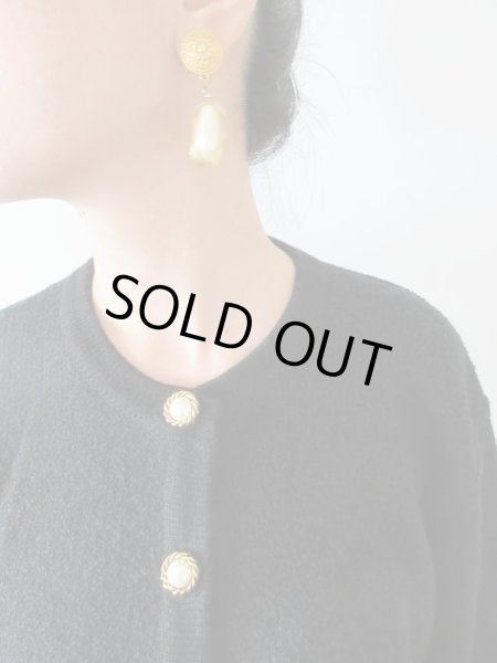 画像6: 【イヤリングと2点セットでお届け*】大人可愛いネイビーの高見えカーディガン (6)