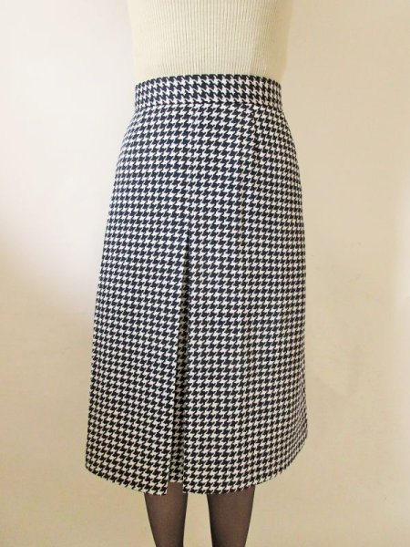 画像3: 【色褪せない人気柄*】ネイビーの千鳥格子柄スカート (3)
