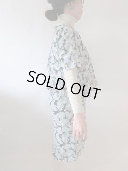 画像4: 【ピエールカルダンのヴィンテージ*】葉っぱと水玉のワンピース  (4)