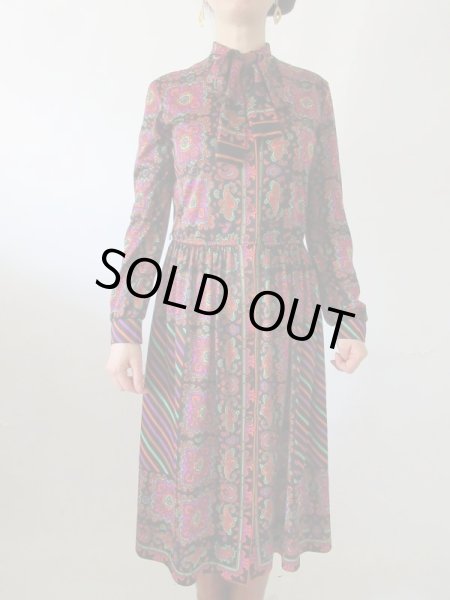 画像3: 【大胆な色使いとリボンと*】サイケ柄カラフルワンピース (3)