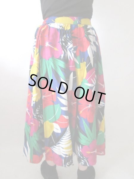 画像8: 【何と合わせようかワクワクします*】トロピカルフラワースカート (8)