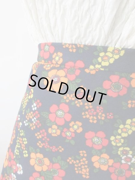 画像6: 【オシャレの楽しさ炸裂*】レトロフラワースカート (6)