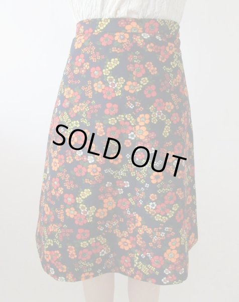 画像3: 【オシャレの楽しさ炸裂*】レトロフラワースカート (3)