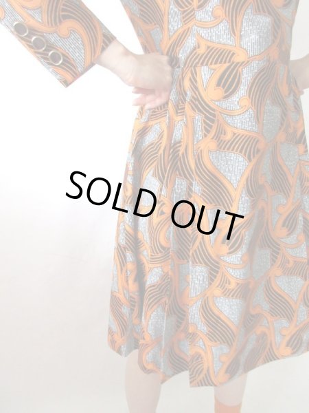 画像9: 【プリーツのデザインにも注目*】レトロデザインワンピ (9)