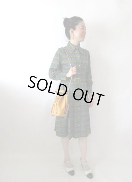 画像2: 【浮足立たないレトロ感*】お仕立て品*花柄ワンピース (2)