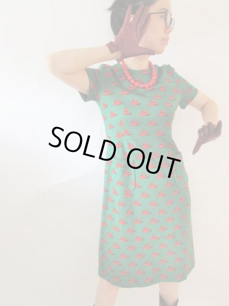 画像2: 【一目でキュンっときたら*】お帽子柄ワンピース (2)