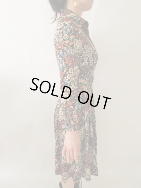 画像4: 【スッキリシルエット美人*】レトロフラワーワンピース (4)