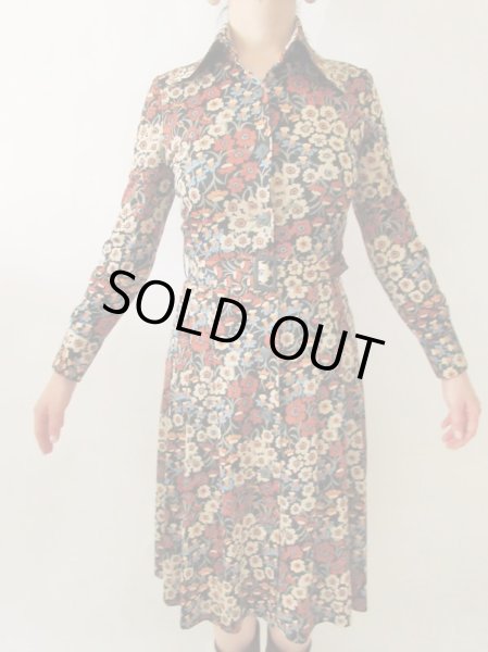 画像3: 【スッキリシルエット美人*】レトロフラワーワンピース (3)
