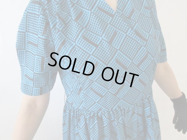 画像7: 【ショルダーにも注目*】お仕立て品の1点モノ*レトロデザインワンピ (7)