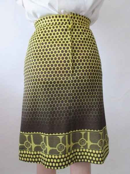 画像5: 【実は裾回りはお花モチーフ*】幾何学デザインスカート (5)