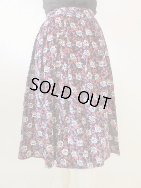 画像5: 【オトナのベロア*】ネイビー地の花柄スカート (5)