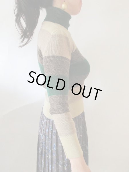 画像4: 【使える配色*】ボーダータートルニット (4)