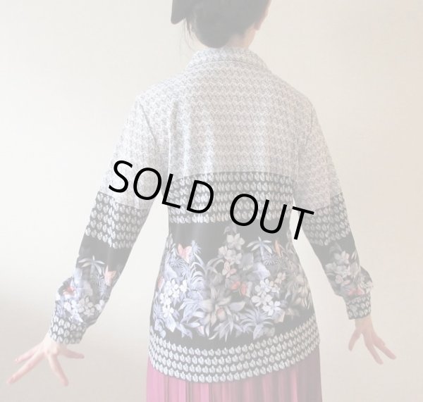 画像5: 【スカートと２点セット*】お花に蝶々が舞うシャツとスカート (5)