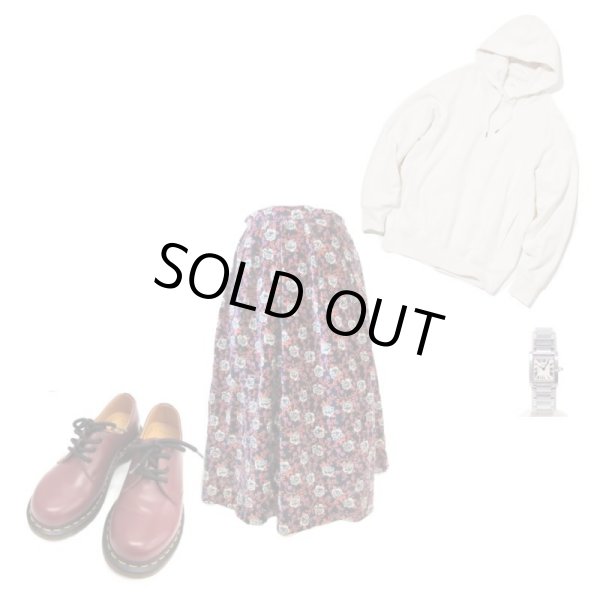 画像10: 【オトナのベロア*】ネイビー地の花柄スカート (10)