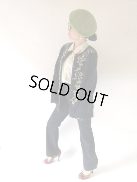 画像2: 刺繍のネイビーニットカーディガン (2)