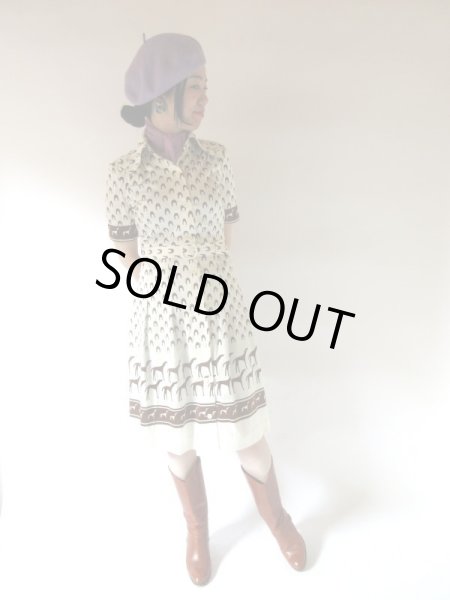 画像3: 【スカーフと2点セット*】ワンコ柄のワンピース (3)