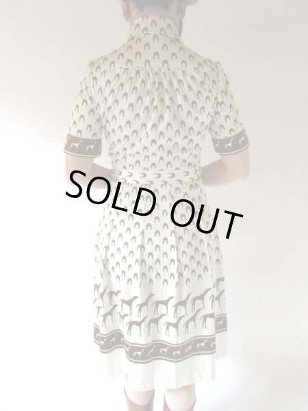 画像6: 【スカーフと2点セット*】ワンコ柄のワンピース (6)