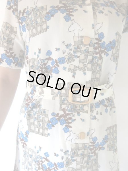 画像8: 【イヤリングと2点セット*】白い鳥とお花柄のワンピース (8)