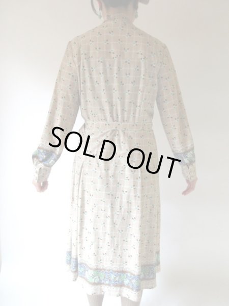 画像6: 【イヤリングと2点セット*】レトロフラワーのボウタイワンピース (6)