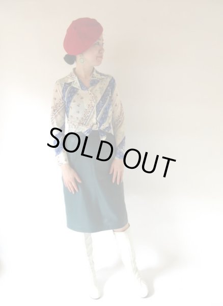 画像2: 【上質イングランドラム*】美品*綺麗色レザースカート (2)