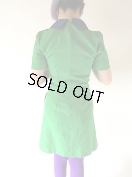 画像6: 【ブローチと2点セット*】レトロシルエットのバイカラーワンピース (6)