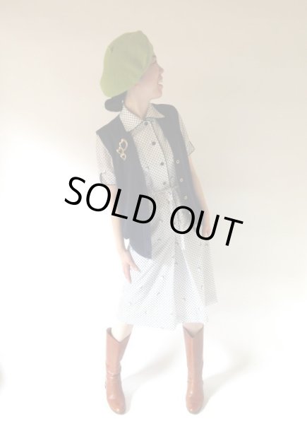 画像2: 【ブローチと2点セット*】着回し力に自信あり!シンプルネイビーベスト (2)