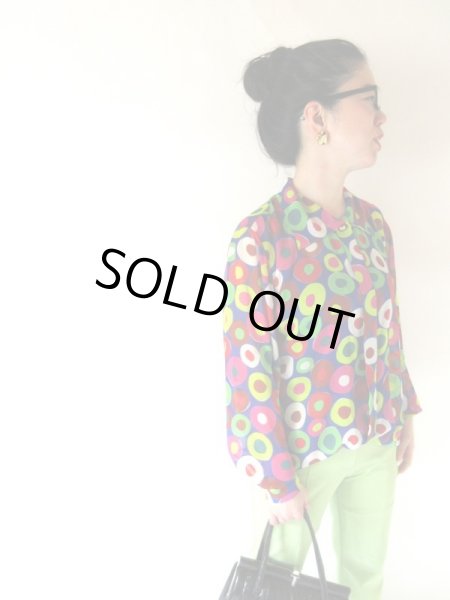 画像3: ポップカラーの水玉シフォン地シャツ (3)