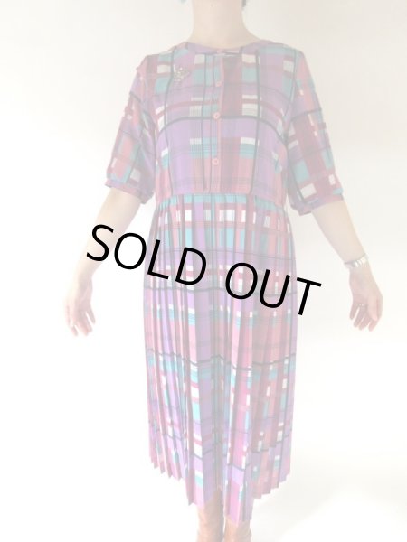 画像3: 大人可愛い格子柄ワンピース (3)