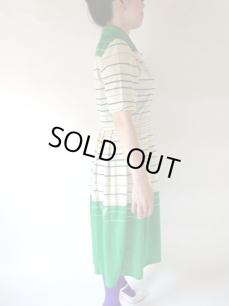 画像4: レトログリーンのボーダーワンピース (4)