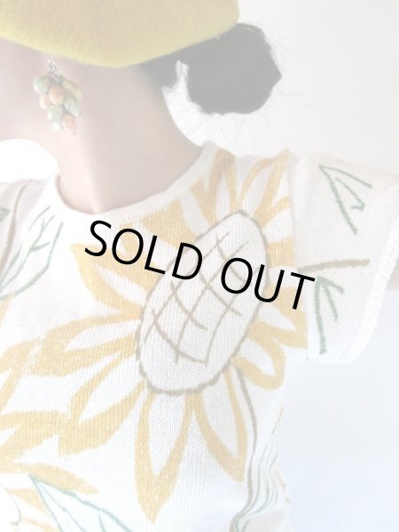 画像5: 【夏のお出かけはコレで決まり*】ひまわり柄ニット (5)