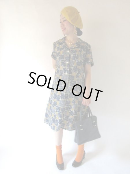 画像2: 【ノスタルジックな夏色*】幾何学柄ワンピース (2)