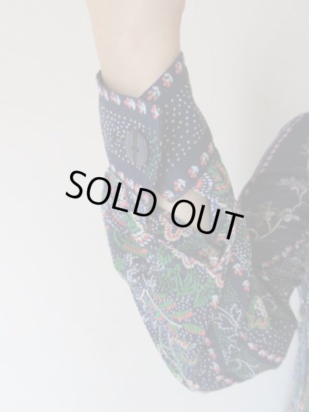 画像6: 【着心地の良さに自信あり*】新鮮色使いのフラワーシャツ (6)