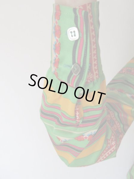 画像6: 【唯一無二の存在*】鮮やか配色のボーダー柄シャツ (6)