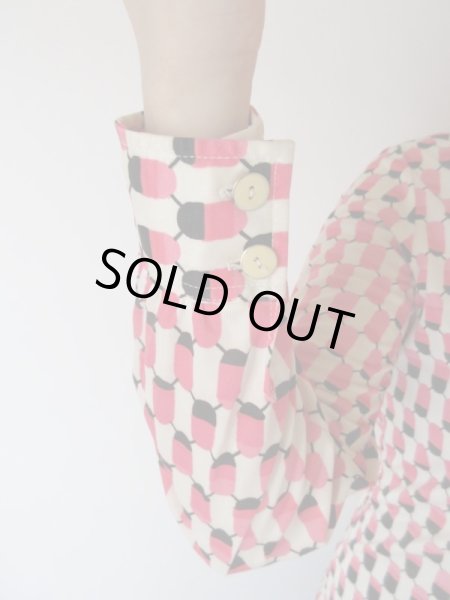 画像7: 【抜群インパクト*】レトロ幾何学柄シャツ (7)