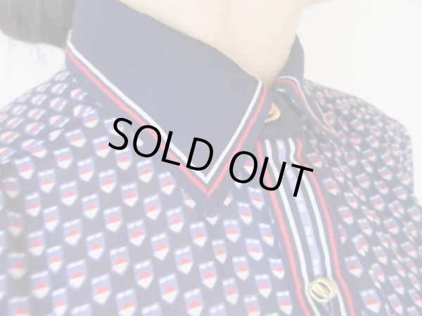 画像7: 【褪せない定番配色*】ゆったりsize*トリコロール配色の切替シャツ (7)