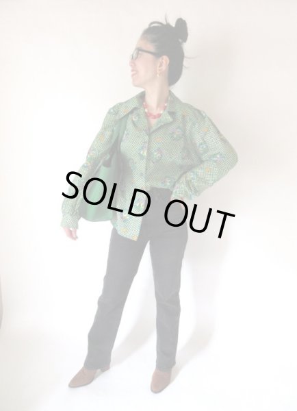 画像2: 【ゆったりsize*】レトロポップなフラワー柄シャツ (2)