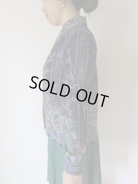 画像4: 【着心地の良さに自信あり*】新鮮色使いのフラワーシャツ (4)