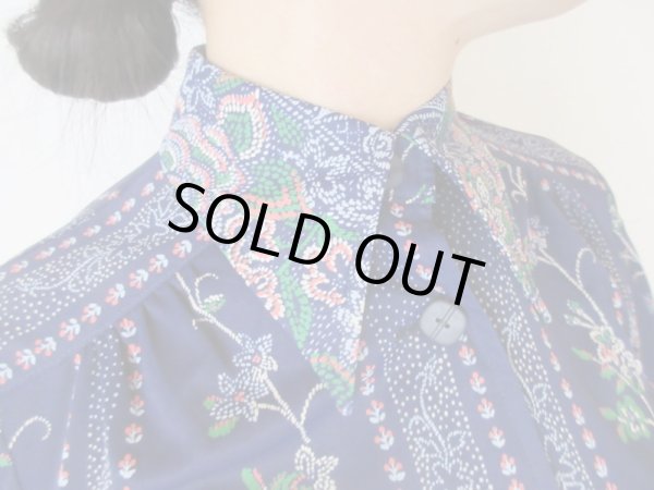 画像7: 【着心地の良さに自信あり*】新鮮色使いのフラワーシャツ (7)