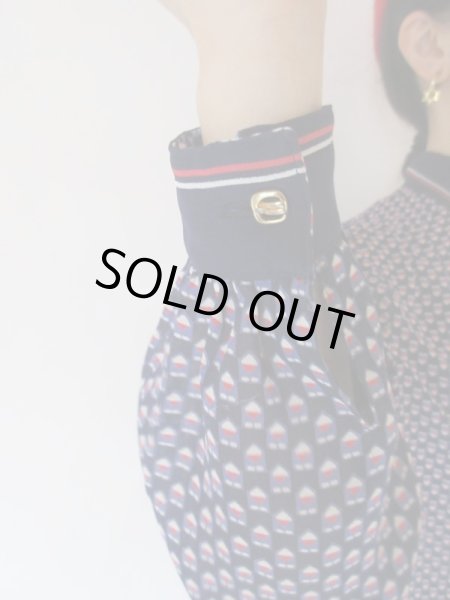 画像6: 【褪せない定番配色*】ゆったりsize*トリコロール配色の切替シャツ (6)