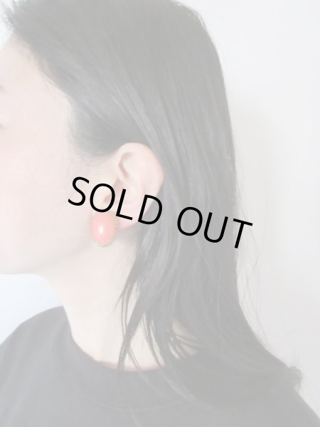 画像2: 【台座が可愛い*】60s*USAオーバルイヤリング (2)