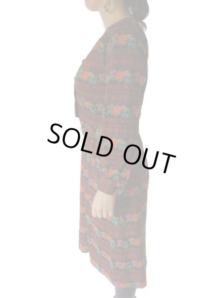 画像4: 【纏う存在感*】レトロフラワーのボーダーワンピース (4)