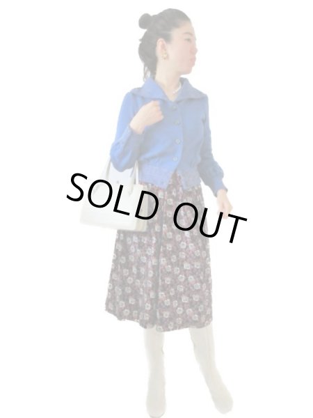 画像2: 【オトナのベロア*】ネイビー地の花柄スカート (2)