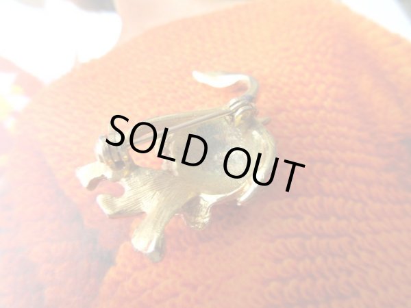 画像7: 【小さくても存在感大*】赤目キラリ*ワンコブローチ (7)