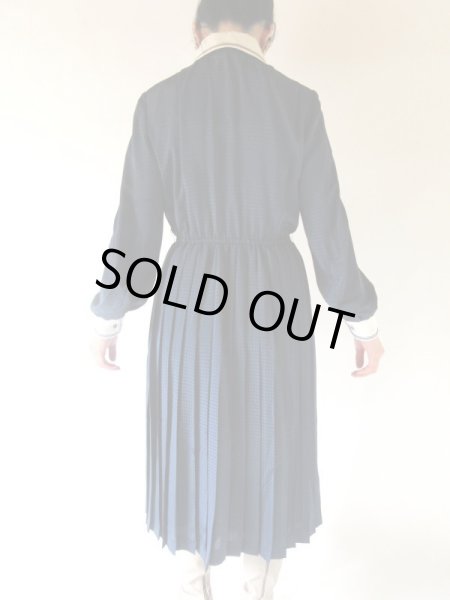 画像5: 【実は千鳥地*】ステッチデザインワンピース (5)