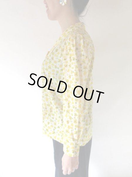 画像4: 【ボタンもオシャレ*】ゆったりめ*二重襟のクラシカルブラウス (4)