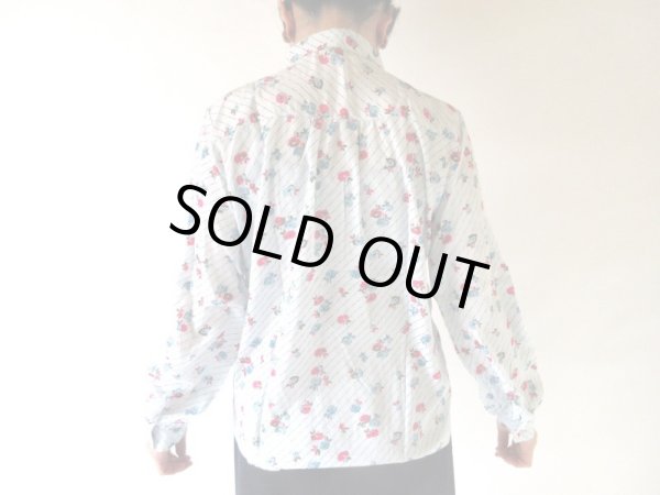 画像5: 【未使用*】ニュアンスブルーの小花柄ブラウス (5)