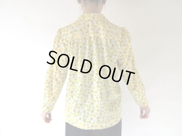 画像5: 【ボタンもオシャレ*】ゆったりめ*二重襟のクラシカルブラウス (5)