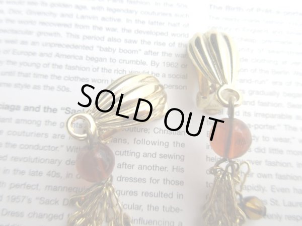 画像3: 【繊細さと遊び心と*】つやブラウンビーズの揺れイヤリング (3)