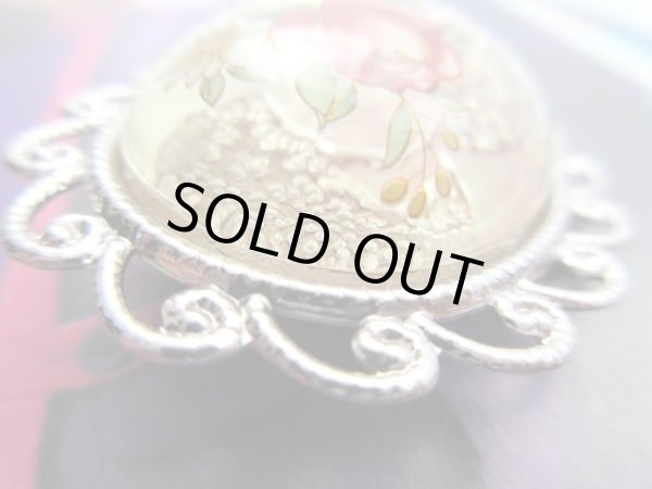 画像4: 【フリルの台座がポイントです*】未使用*クラシカルフラワーブローチE (4)