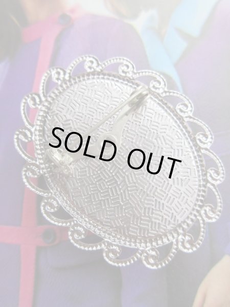 画像5: 【フリルの台座がポイントです*】未使用*クラシカルフラワーブローチE (5)